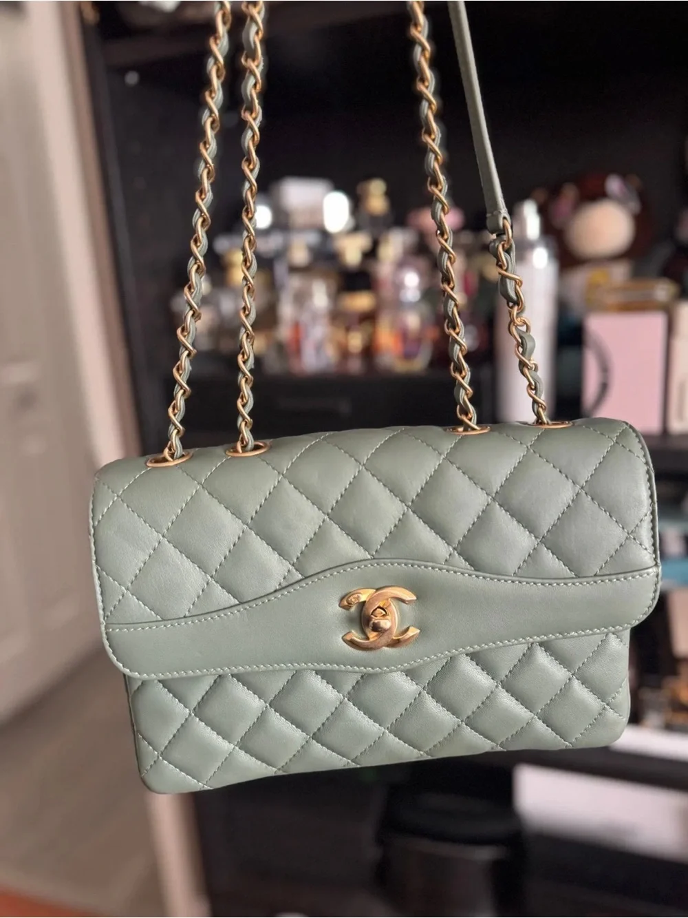 CHANEL 100% authentic